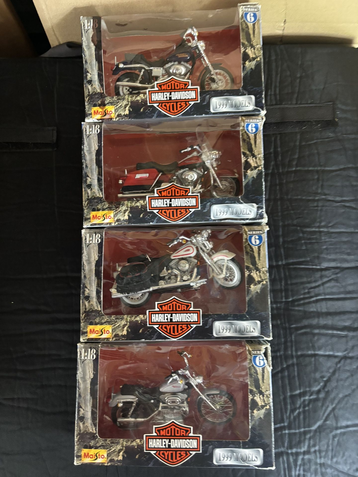 4 Die Cast 1999 Harley Davidsons