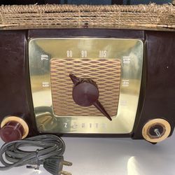 Vintage ZENITH Long Distance Radio Model H615Z Y-18709 Volts 117 AC\DC 60 Cycle 1940-1950 Collectible Rare