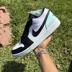 Jordan 1 Low “Tie-Dye” Size 11 Men