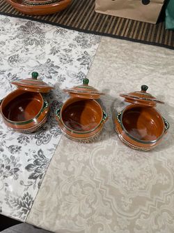 Small dishes brand new pick up Raseda and vanowen