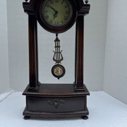 Battery Operated Clock With Moving Pendulum