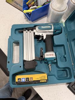Makita Nailers & Staplers AF506 For Sale!! 