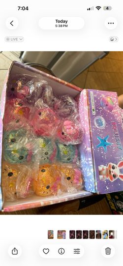 Hello kitty squishy