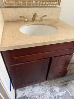 30” Vanity Travertine Counter Top With High End Faucet And Sink