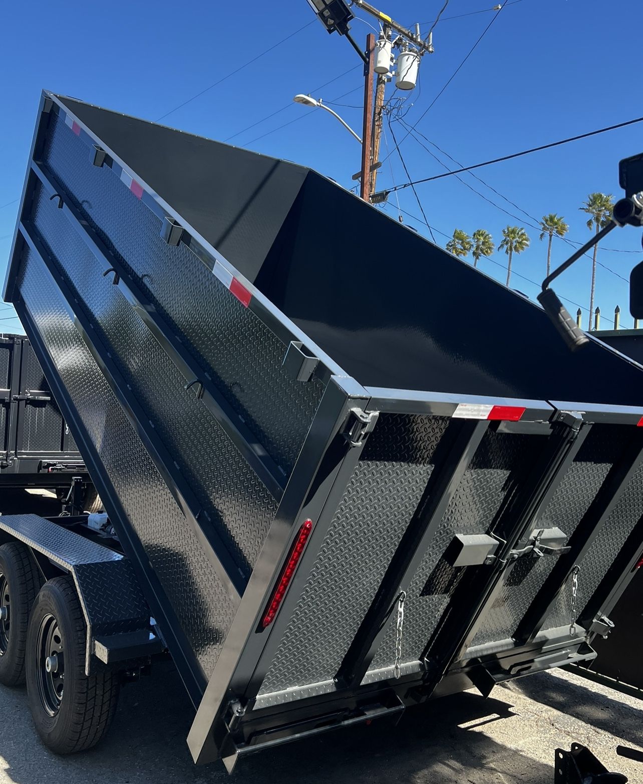 Scissor Lift Dump Trailer 