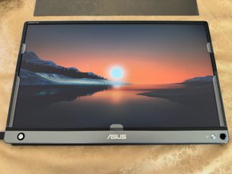 ASUS ZenScreen Touch 15.6" Portable Monitor w/ Built-In Battery