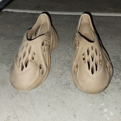 Yeezy Foam Runners