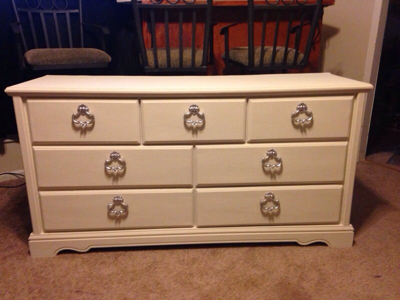 Dresser