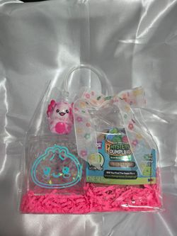 Mystery Dumpling Green Holographic Edition Gift Set