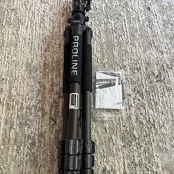 DOLICA  Professional AX620 Tripod 