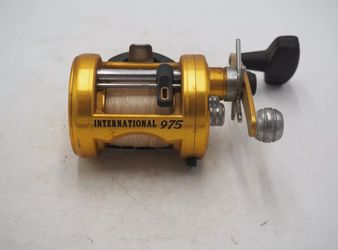 Penn International 975