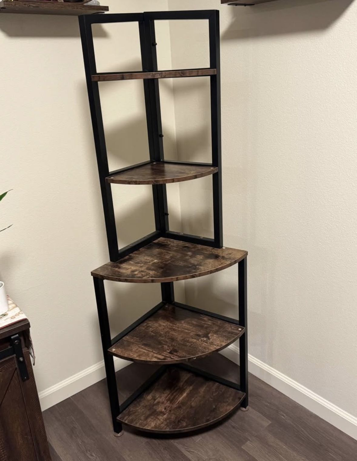 Corner Shelf