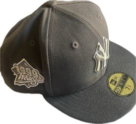 New Era New York 1999  59FIFTY World Series Hat Size 7 3/4 Brand new