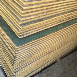 Insulated zip sheathing