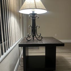 Wooden Side End Table With Lamp 