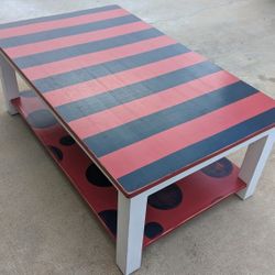 SOLID WOOD COFFEE TABLE