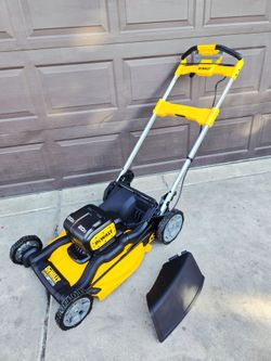 DeWALT 20V XR Self Propelled Lawn Mower (NO BAG)