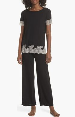 Natori Luxe Pajama Set