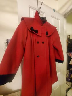 Vibrant red swing Coat. Wide collar, black trim, large buttons. 6X Kids size