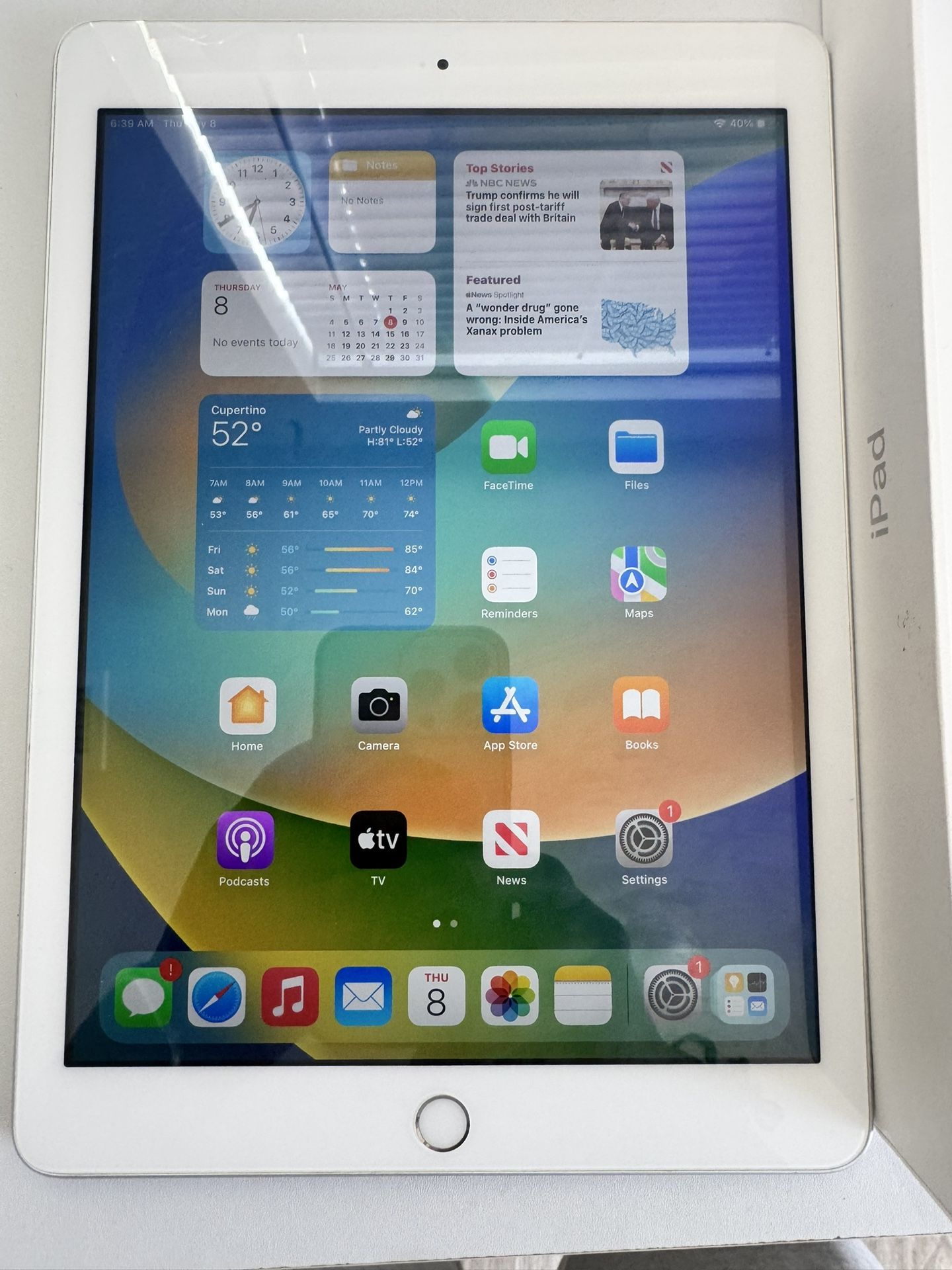 iPad 32gb WiFi -$125