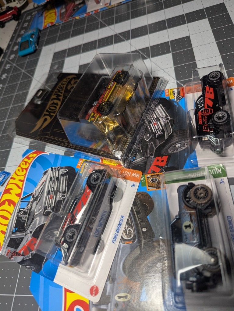 Ford Bronco Lot Of 3 Hot Wheels **** Please Read Description****