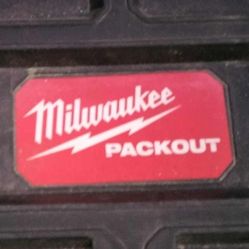 Milwaukee Packout