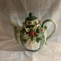 Tea Pot Lovely Poinsettia Design 