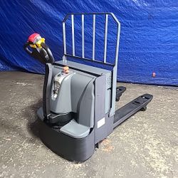 2020 Doosan Electric Pallet Jack BW23S-7