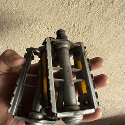 Bike Pedals - Free