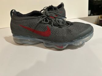 Nike vapor max Grey and Red size 10 1/2