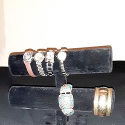 Bracelet/ Watch Holder