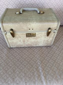 Vintage Samsonite Streamlite Train Vanity Case Cream