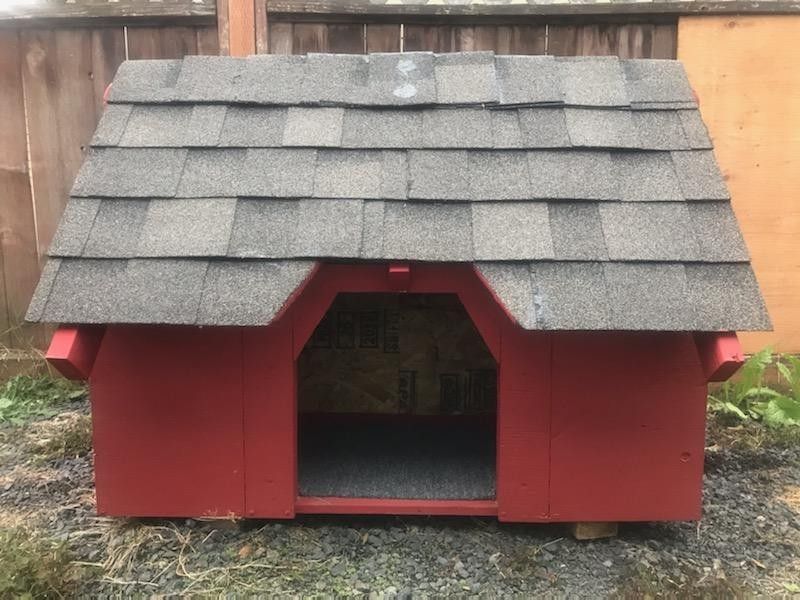 Custom built fully insulated dog house