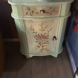 Dresser/storage