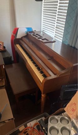 Piano (free)
