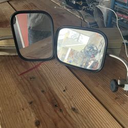 Jeep Wrangler side mirrors
