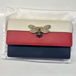Gucci Chain Purse wallet 