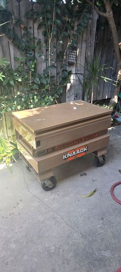Knaack Box Jobmaster Chest Used 32 inches wide by 18.5 inches high by 19 inches deep