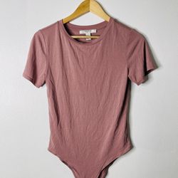 Forever 21 miles bodysuit. Q