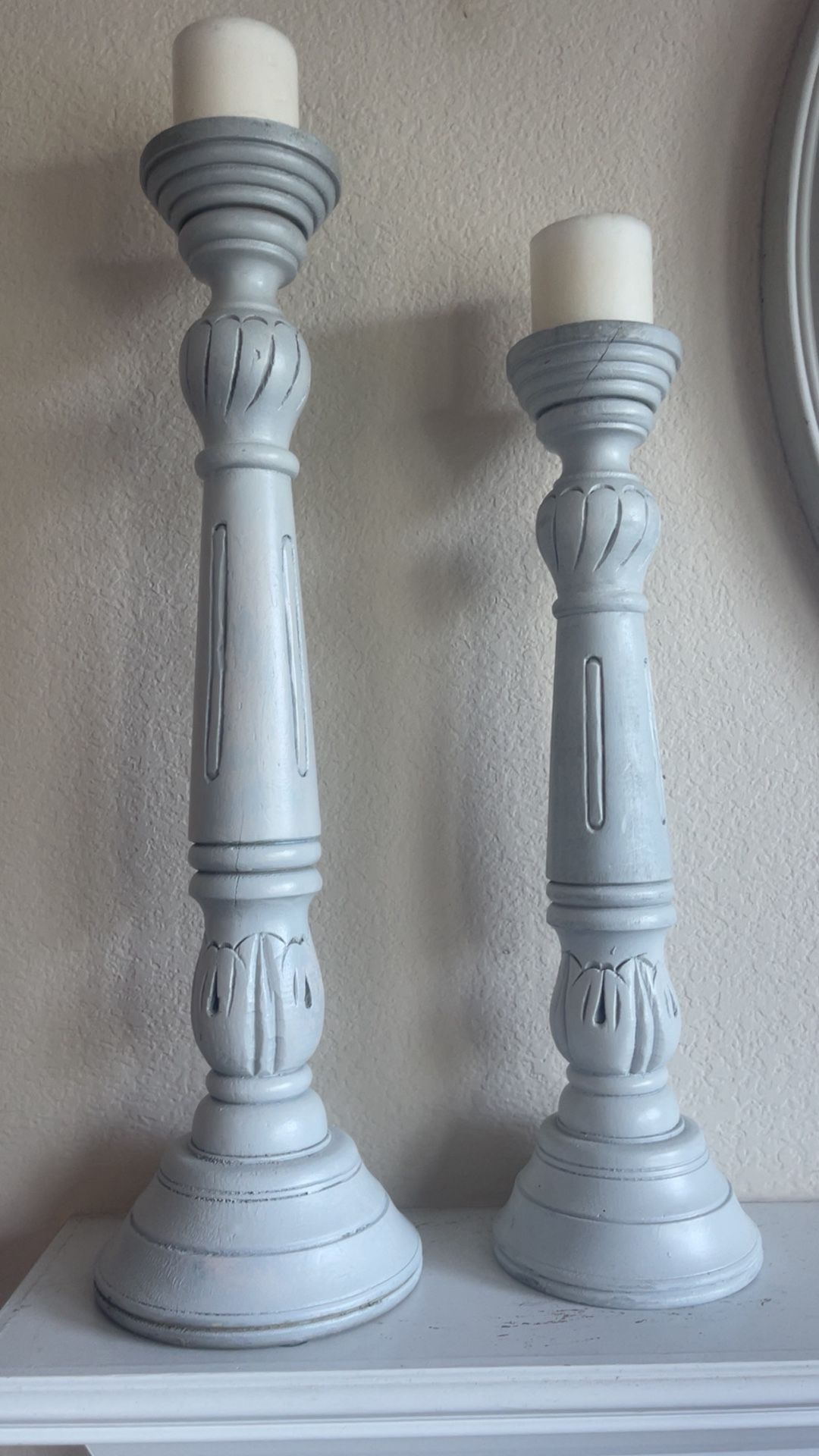2 Candle Holder