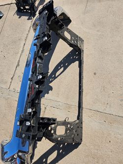 Jeep compass radiator support Oem