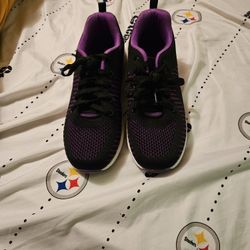 Women's Tennis Shoes 