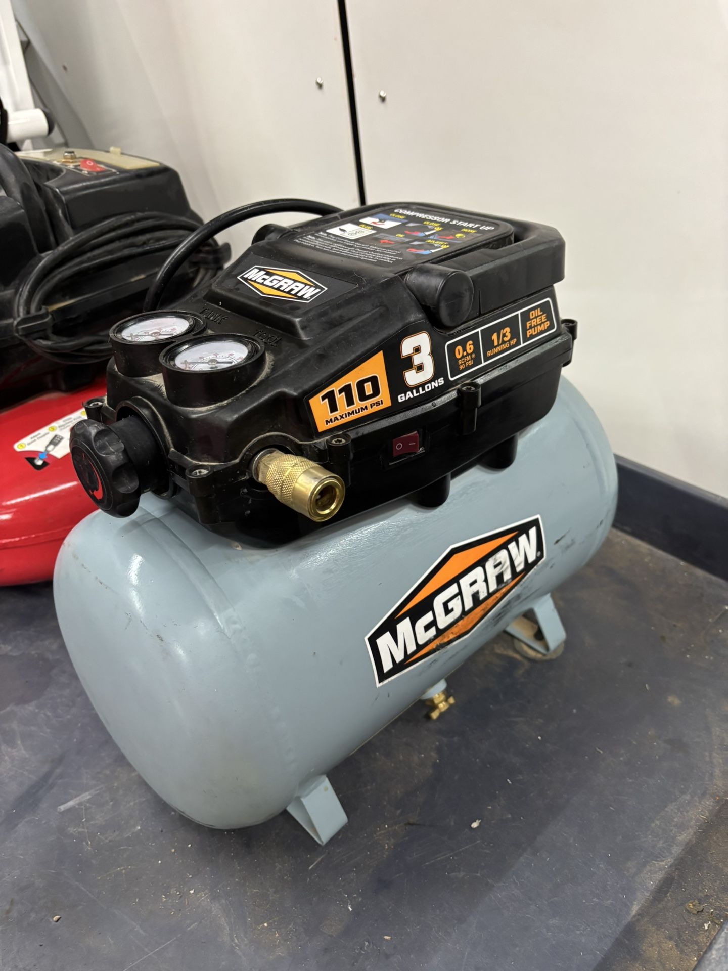 Mcgraw 3 Gal Air Compressor