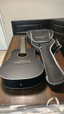 Dinner DAC 1B Acoustic Guitar