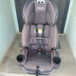 Graco Extend Fit Booster Car Seat Expires 2027