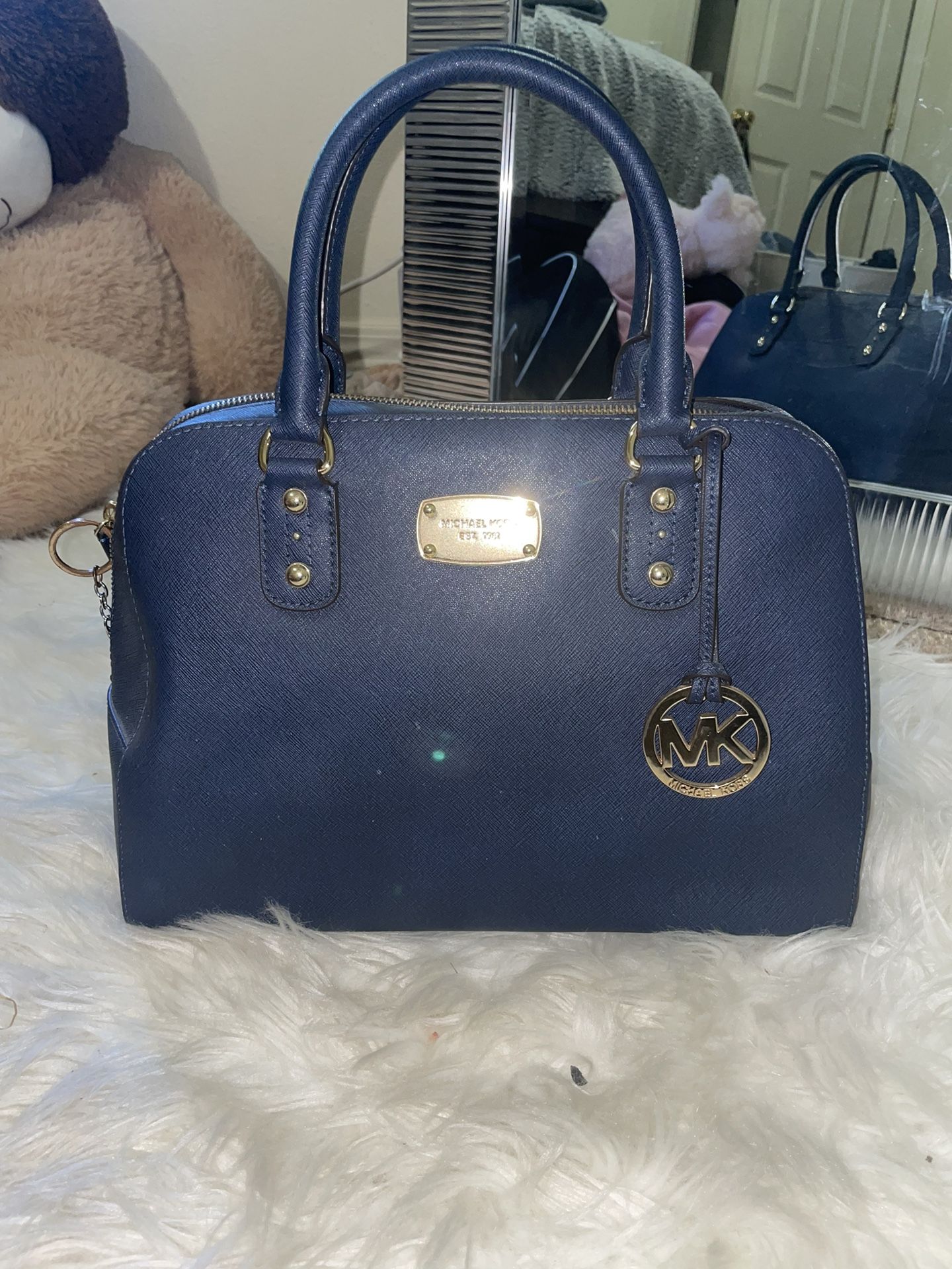 Michael Kors Crossbody Bags