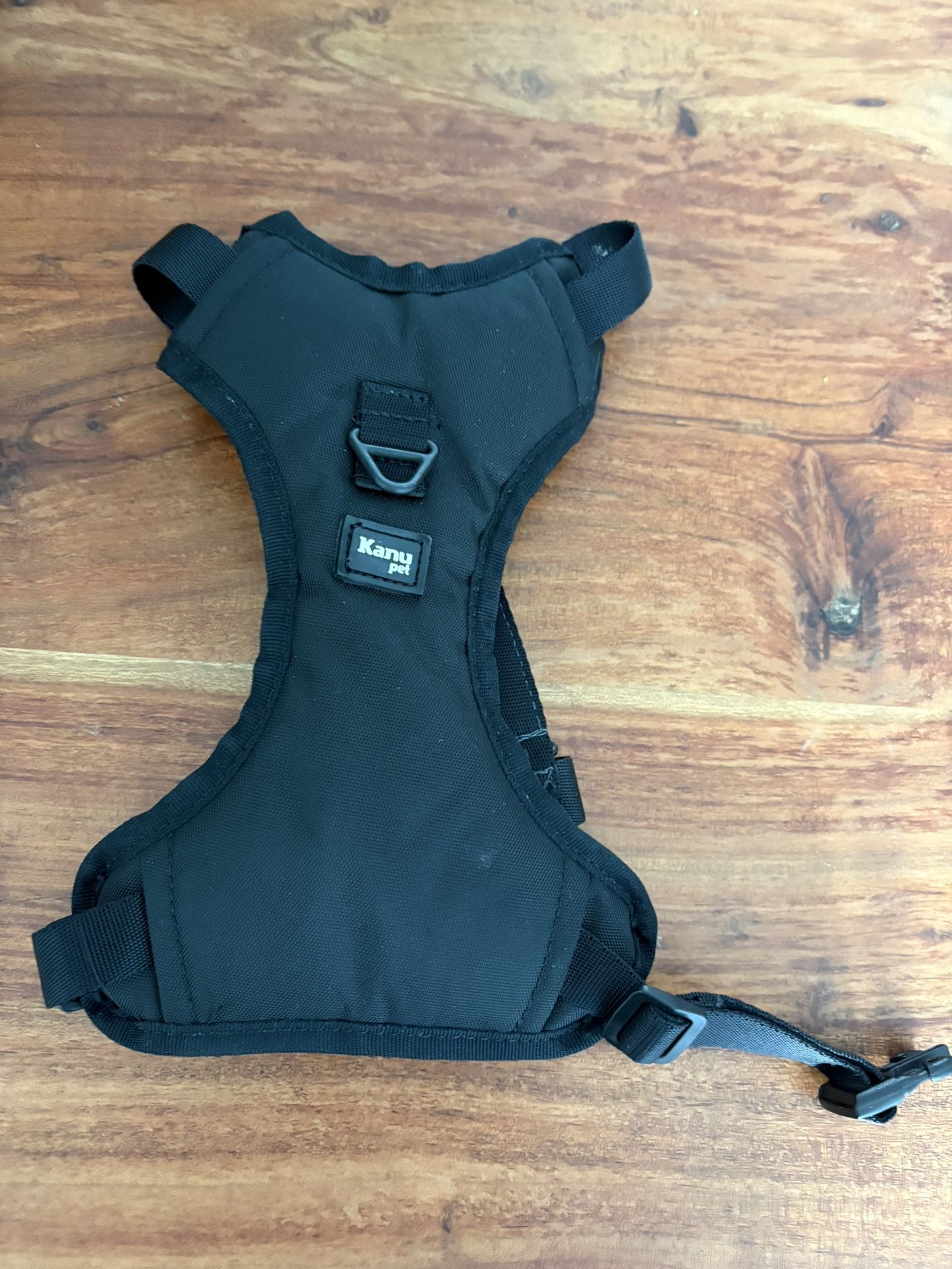 Kanu Dog Harness Size S Like New
