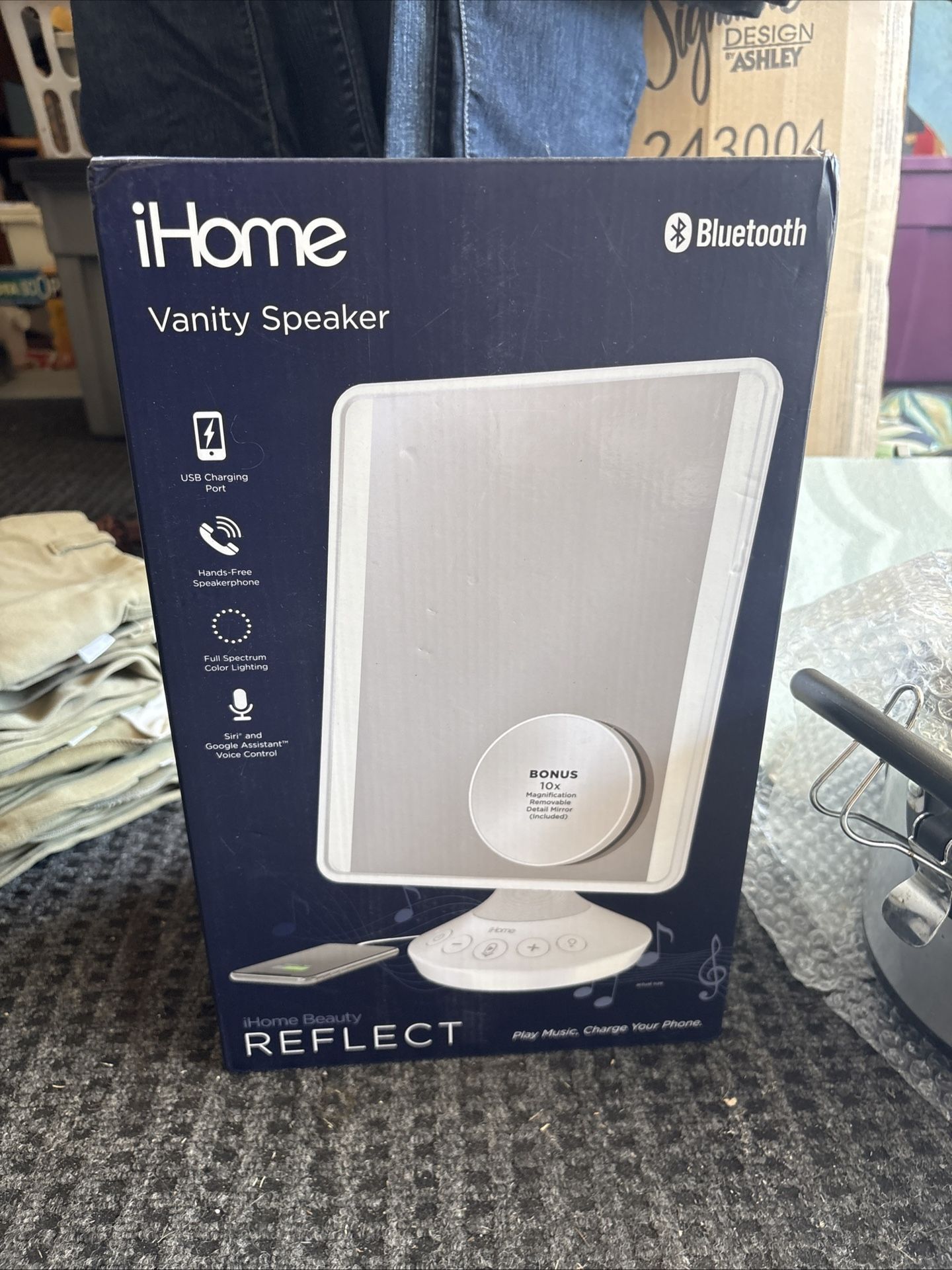 Makeup Mirror Bluetooth Speaker Siri And Speaker Phone