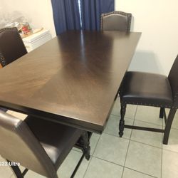 Dining Table And 4 Chairs
