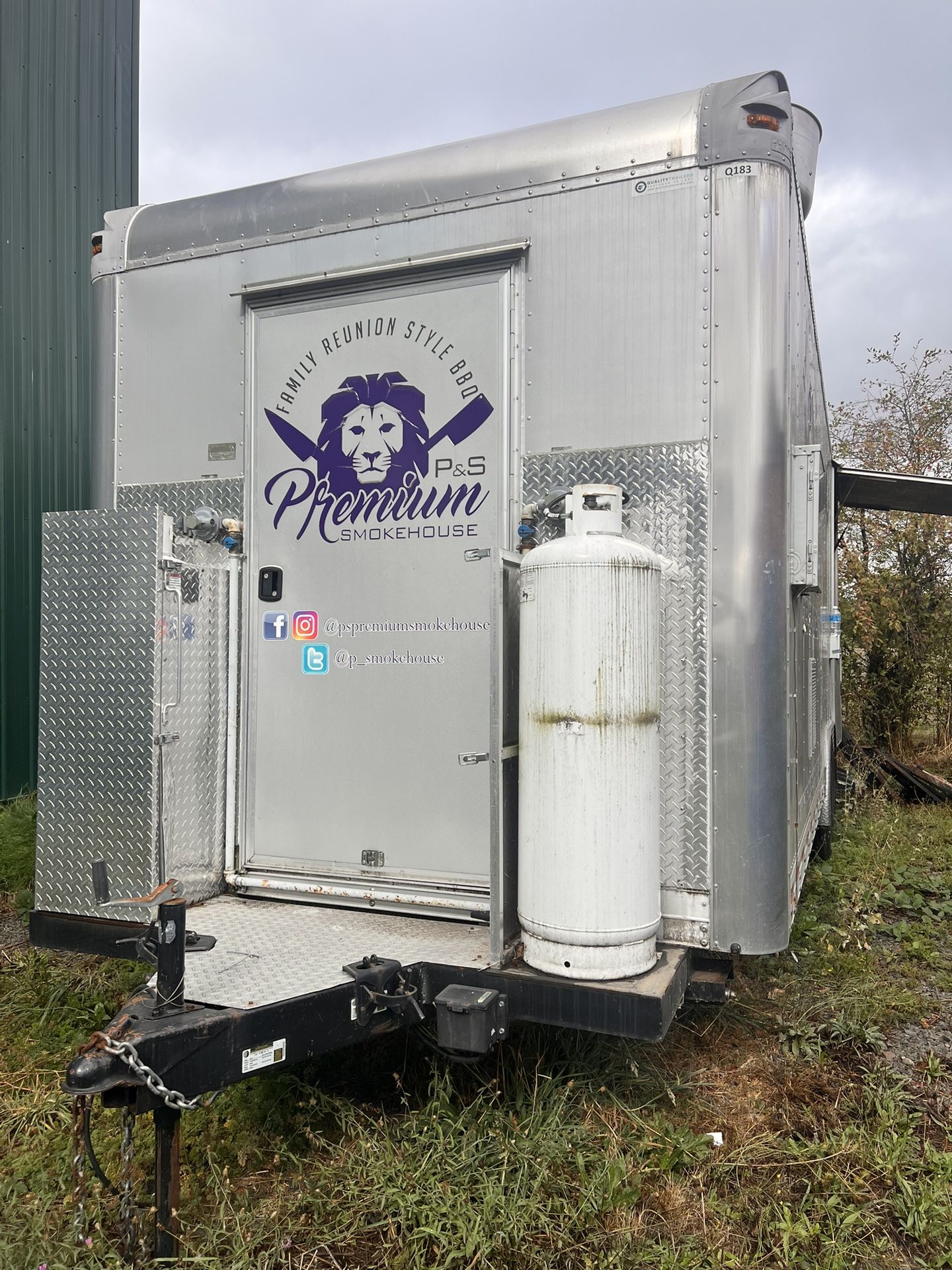 Custom Smoker Food Truck Fully Operational And Equipped